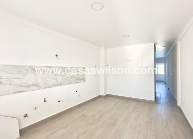 Adosado - Venta - Torrevieja - La Mata