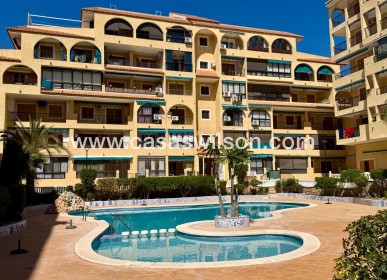 Apartamento - Venta - Torrevieja - La Mata pueblo