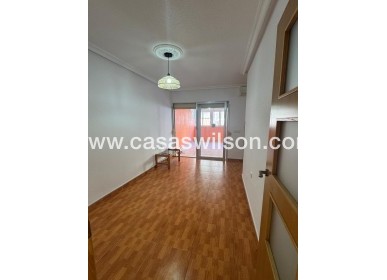 Apartamento - Venta - Torrevieja - Zona Los Frutales