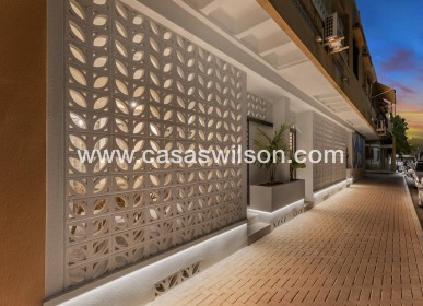 Apartment · New Build · Torrevieja · Playa Los Naufragos