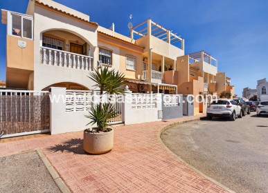 Apartment - Sale - Orihuela Costa - Costa Blanca