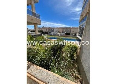 Apartment - Sale - Torrevieja - Aguas Nuevas