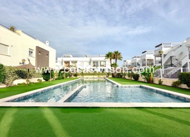 Apartment - Sale - Torrevieja - Aguas Nuevas