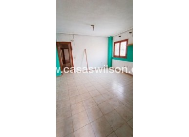 Apartment - Sale - Torrevieja - Centro