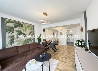 Apartment - Sale - Torrevieja - Centro