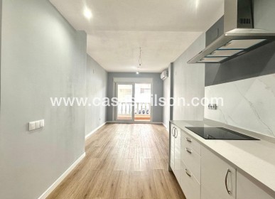 Apartment - Sale - Torrevieja - La Mata pueblo
