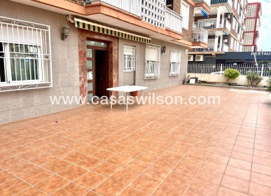 Apartment - Sale - Torrevieja - Playa de los Naufragos