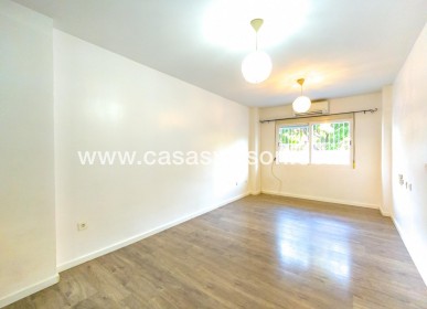 Apartment - Sale - Torrevieja - Torrevieja