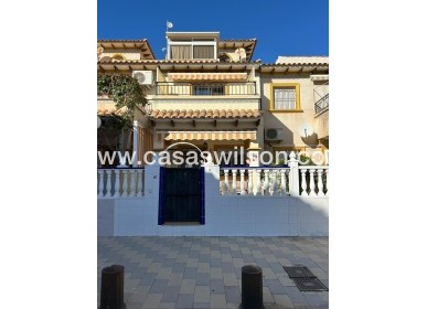 Appartement - Sale - Orihuela Costa - Punta Prima