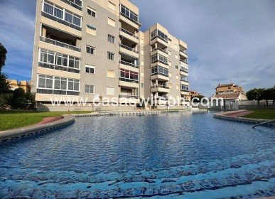 Appartement - Sale - Torrevieja - Aguas Nuevas