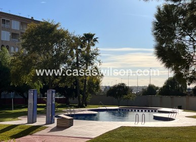 Appartement - Sale - Torrevieja - Centro