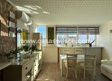 Appartement - Sale - Torrevieja - Centro