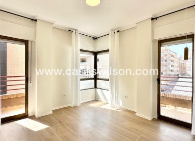 Appartement - Sale - Torrevieja - Centro