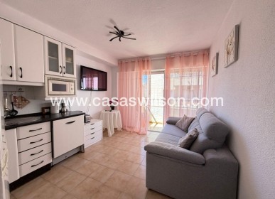 Appartement - Sale - Torrevieja - Centro