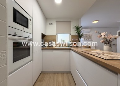 Appartement - Sale - Torrevieja - Costa Blanca