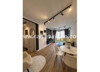 Appartement - Sale - Torrevieja - Playa del Cura