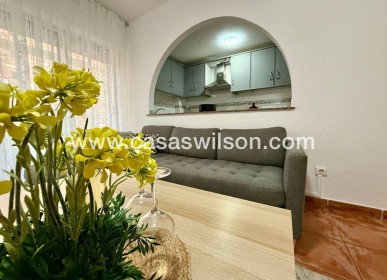 Appartement - Sale - Torrevieja - Playa del Cura