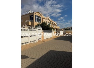 Appartement - Sale - Torrevieja - Torreblanca