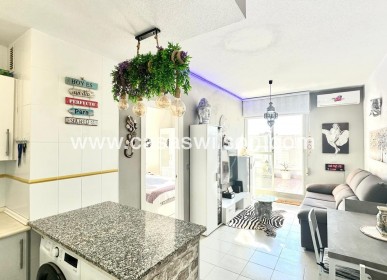 Appartement - Sale - Torrevieja - Torrevieja