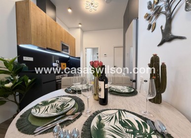 Appartement - Sale - Torrevieja - Torrevieja