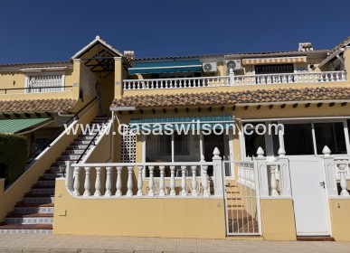 Appartement - Sale - Villamartin - Villamartín