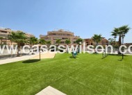 Bestaande bouw - Apartment / Flat * - Orihuela Costa - Villamartín *