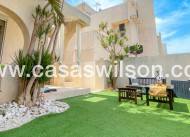 Bestaande bouw - Townhouse - Torrevieja - La Siesta - El Salado -  Torreta
