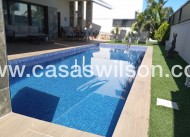 Bestaande bouw - Villa - Daya Nueva