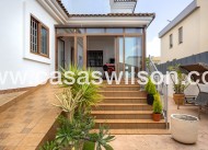 Bestaande bouw - Villa - Los Montesinos - La Herrada