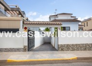 Bestaande bouw - Villa - Los Montesinos - La Herrada