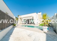 Bestaande bouw - Villa - Orihuela Costa - Villamartin Golf