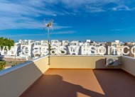 Bestaande bouw - Villa - Orihuela Costa - Villamartín