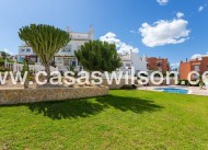 Bestaande bouw - Villa - Torrevieja - La Mata