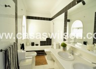 Bestaande bouw - Villa - Torrevieja - Torreta-Florida