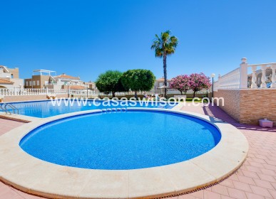 Bungalow - Sale - Torrevieja - Aguas nuevas 1