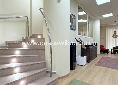 Business premises - Sale - Torrevieja - Torrevieja