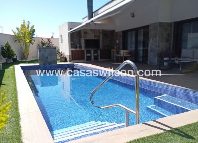 Chalet - Venta - Daya Nueva - Daya Nueva