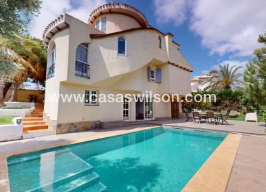 Chalet - Venta - Orihuela Costa - La Zenia