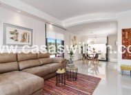 Nueva construcción  - Chalet - Los Montesinos - La Herrada