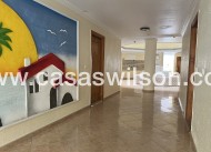 Sale - Apartment - Torrevieja - Centro