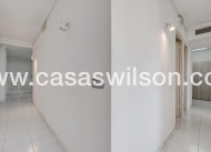 Sale - Apartment - Torrevieja - Centro