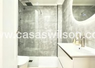 Sale - Apartment - Torrevieja - Centro