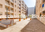 Sale - Apartment - Torrevieja - Centro