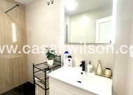 Sale - Apartment - Torrevieja - Centro