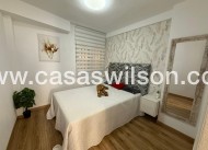 Sale - Apartment - Torrevieja - Centro