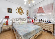 Sale - Apartment - Torrevieja - Centro