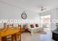 Sale - Apartment - Torrevieja - Centro