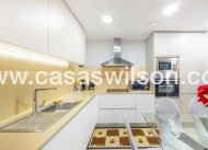 Sale - Apartment - Torrevieja - Estacion De Autobuses