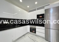 Sale - Apartment - Torrevieja - Estacion De Autobuses
