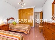 Sale - Apartment - Torrevieja - Paseo maritimo